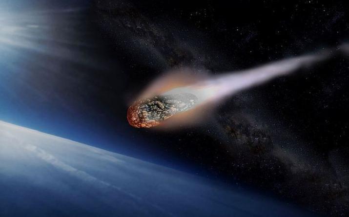 Uyning tepasida osmonda tush kometalar uchadi